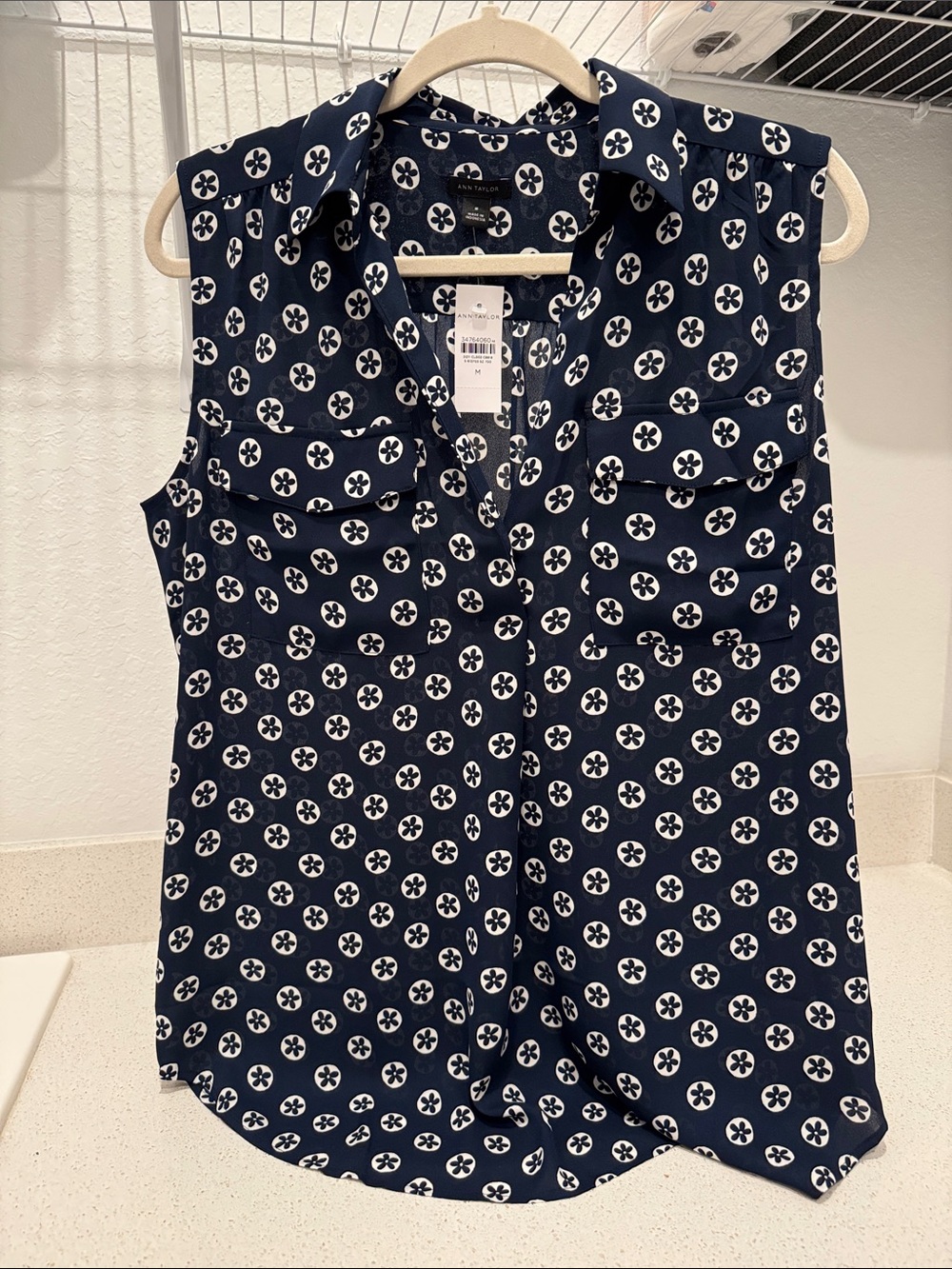 Ann Taylor Navy Sleeveless Button-Front Floral Dot Blouse